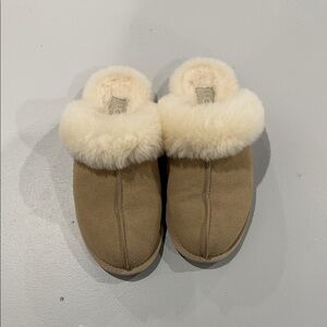 Ugg slippers